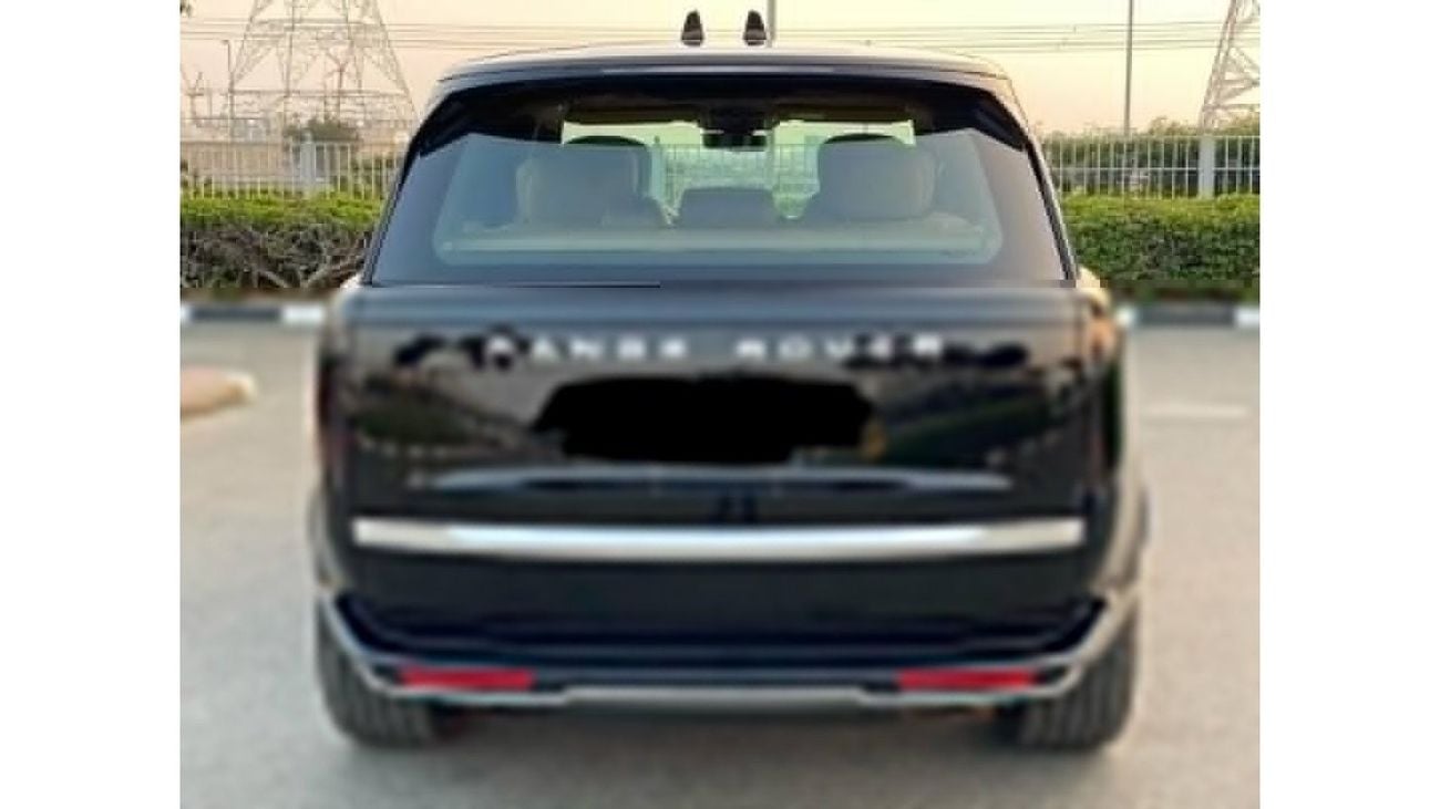 Land Rover Range Rover GCC SPEC UNDER WARRANTY AND SERVICE
