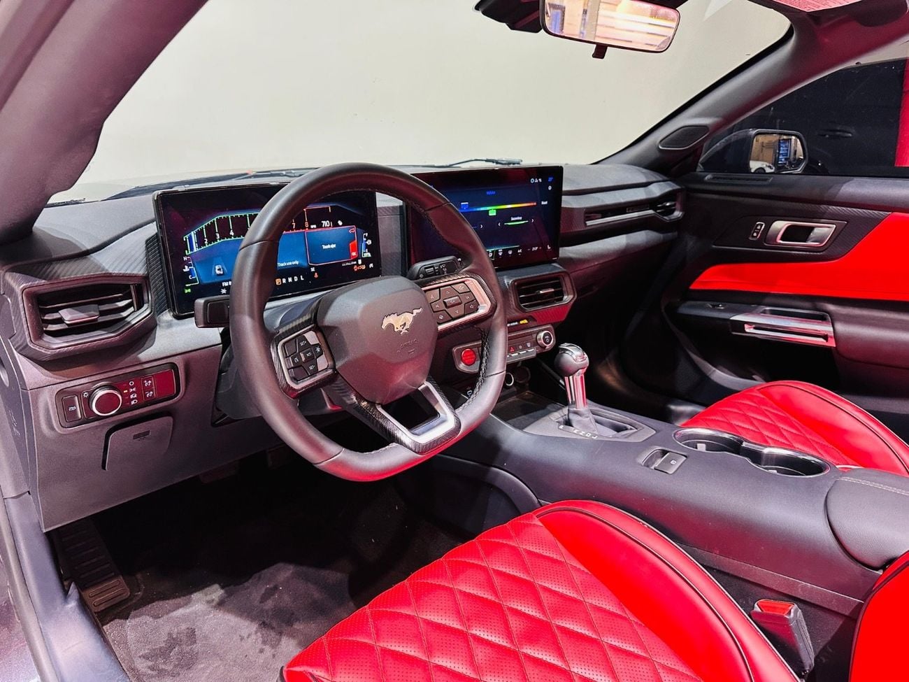 فورد موستانج EcoBoost 2.3L Convertible A/T