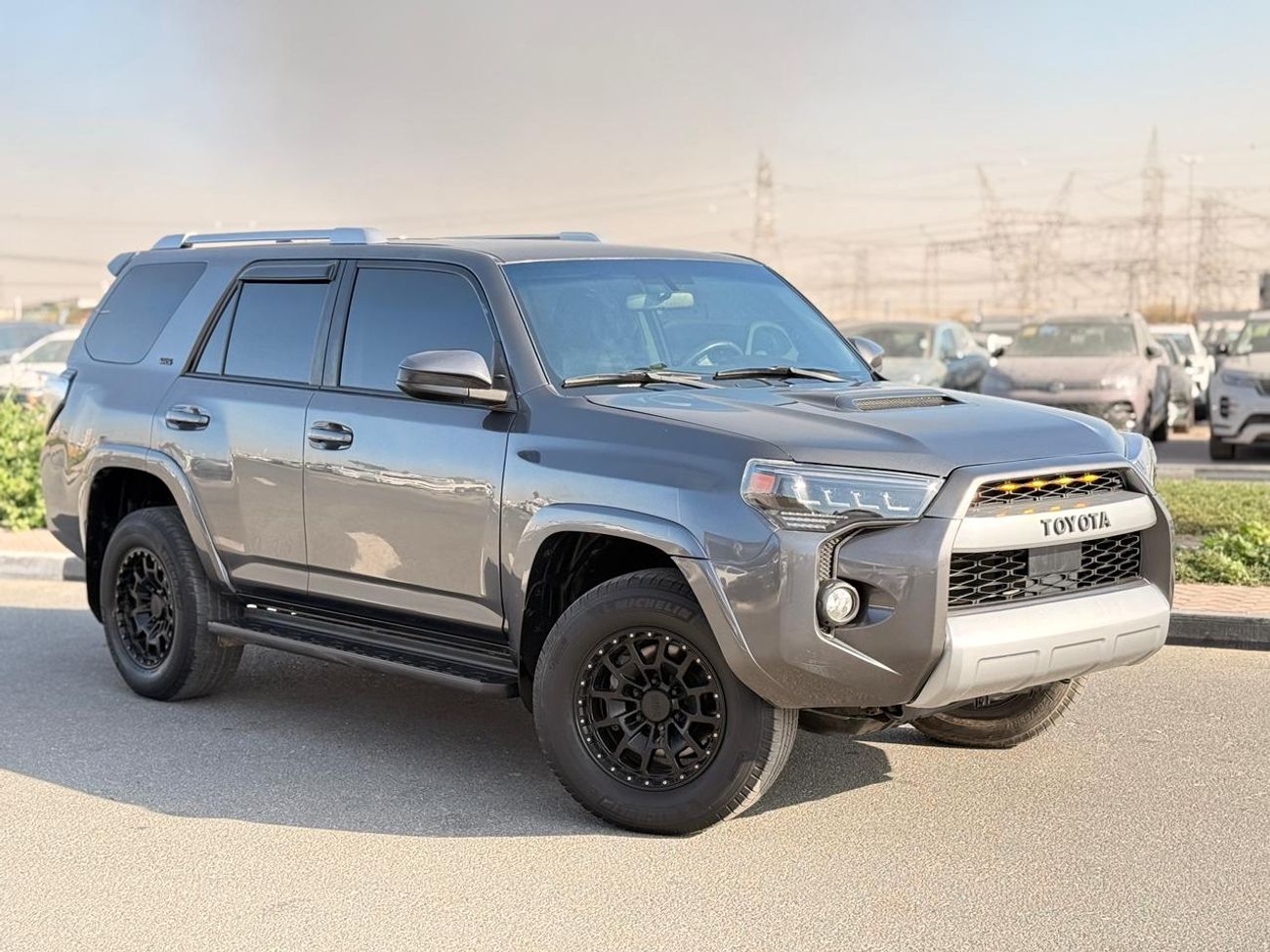 Toyota 4Runner SR5 premium 4WD  7 seater 2016