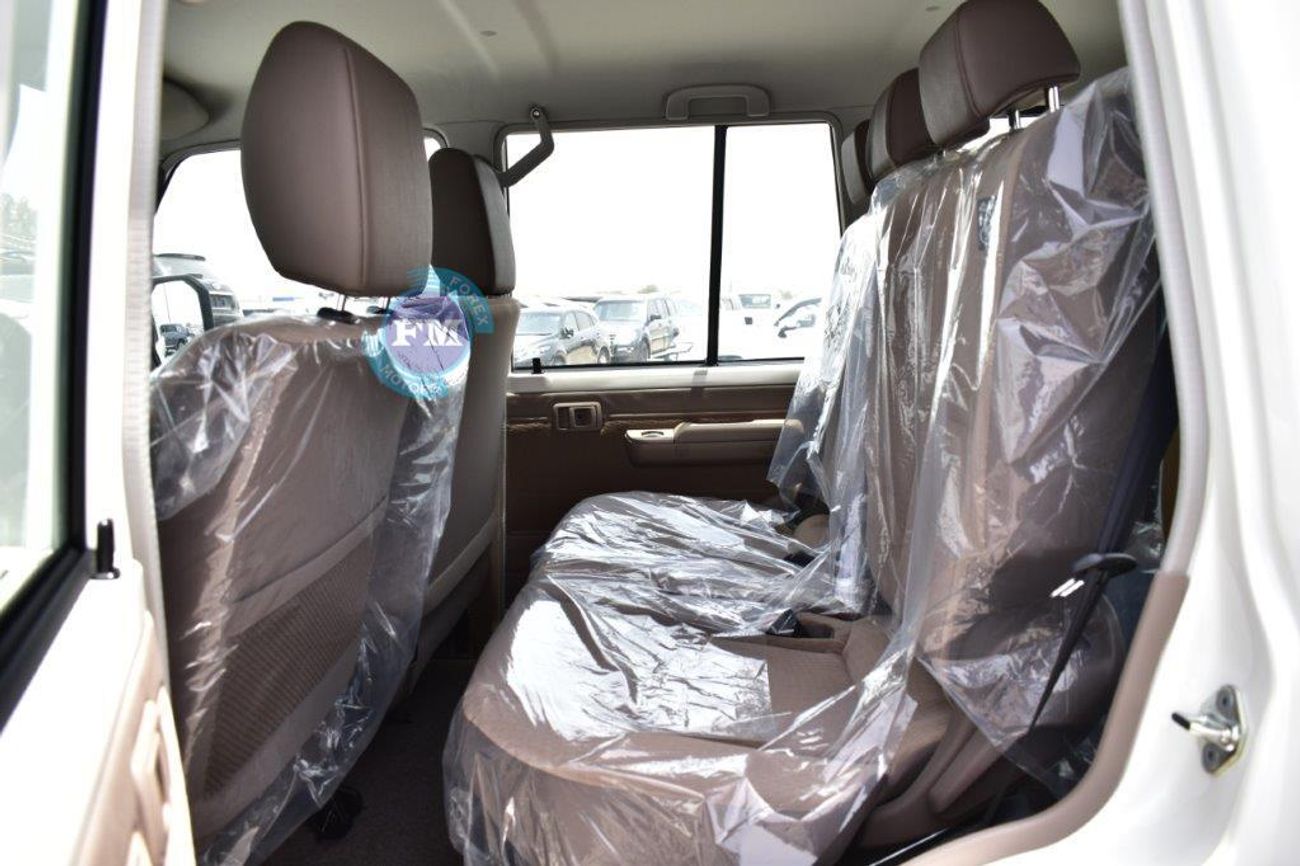 تويوتا لاند كروزر 70 76 LX V6 4.0L 4WD 6 Seater Manual