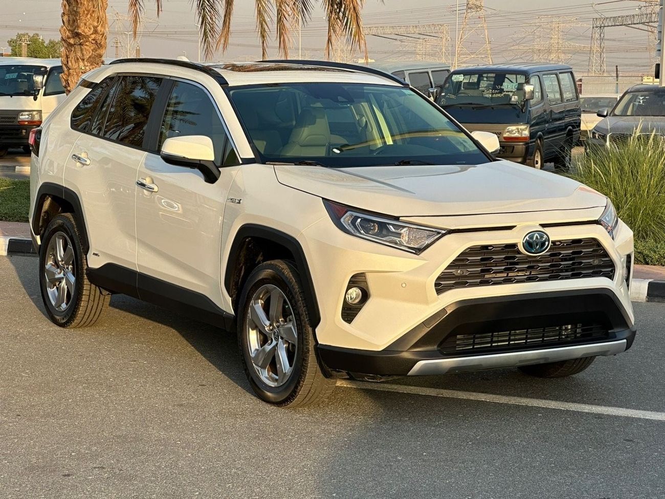 Toyota RAV4 VXR HEV 2020 RAV4 limited Hybrid 4x4