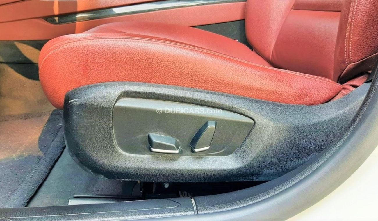 بي أم دبليو 730Li LI - 2015 - UNDER WARRANTY - IMMACULATE CONDITION