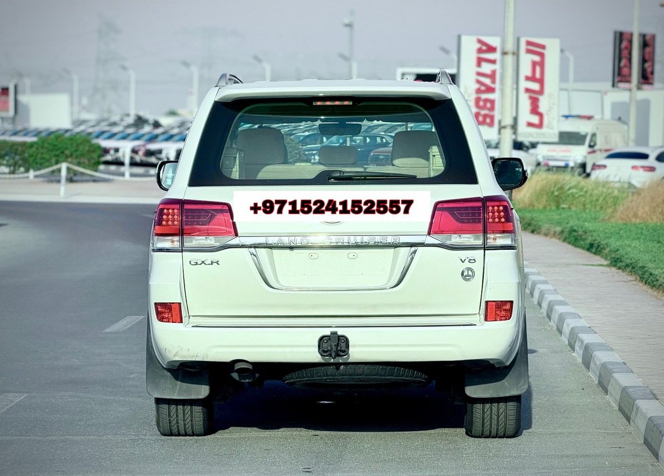 Toyota Land Cruiser 2018 Model GXR Diesel Engine V8 Full Option Very Clean and Perfect Condition