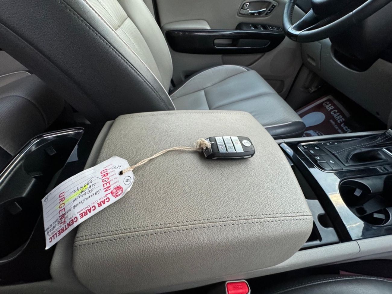 Kia Sedona 2017 - 7 SEATS FAMILY CAR LOW KM US SPEC