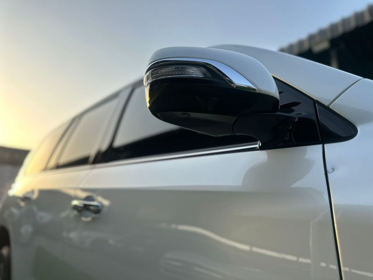 تويوتا لاند كروزر VXR