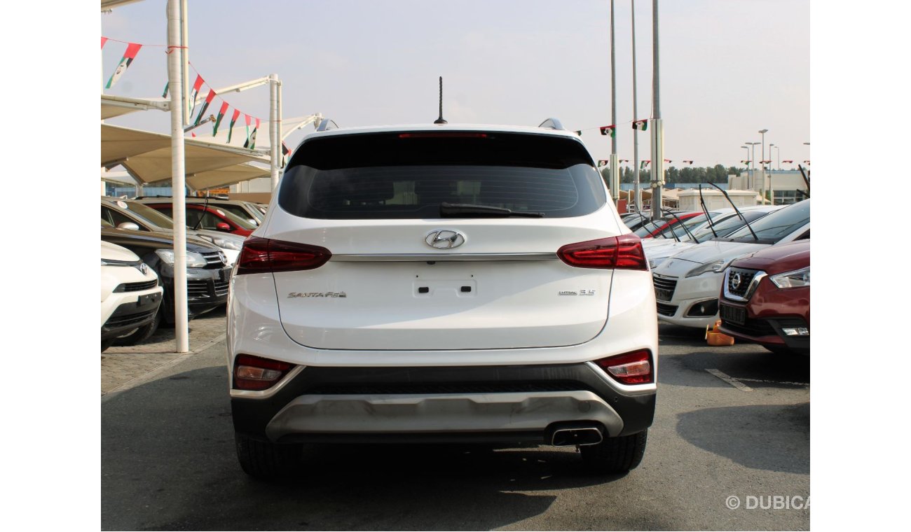 Hyundai Santa Fe GLS FULL OPTION - V6 - GCC- ORIGINAL PAINT - 2 KEYS - CAR IS IN PERFECT CONDITON INSIDE OUT