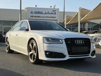 Audi A8 L 60 TFSI quattro 4.0L (454 HP)