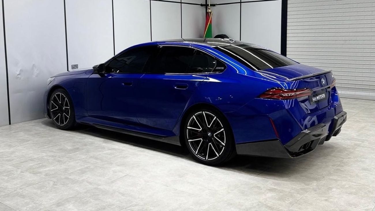 BMW M5 MASTERCLASS | GCC | 3 years warranty and service contract