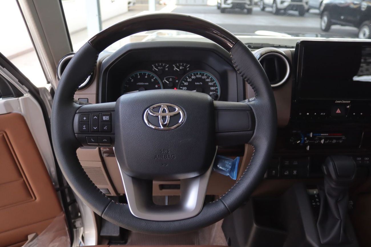 Toyota Land Cruiser 70 2025 LAND CRUISER GRJ76 4.0 V6 AT 40TH ANNIVERSARY  **EXPORT ONLY**التصدير فقط خارج الخليج**