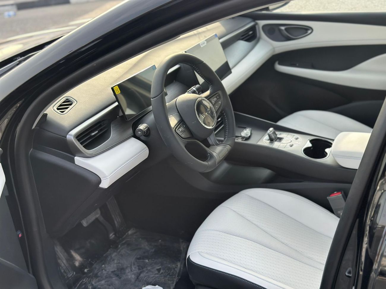 بي واي دي سيل 05 DM-i 2025 BYD SEAL 05 DMI (Export price 50000 Aed)