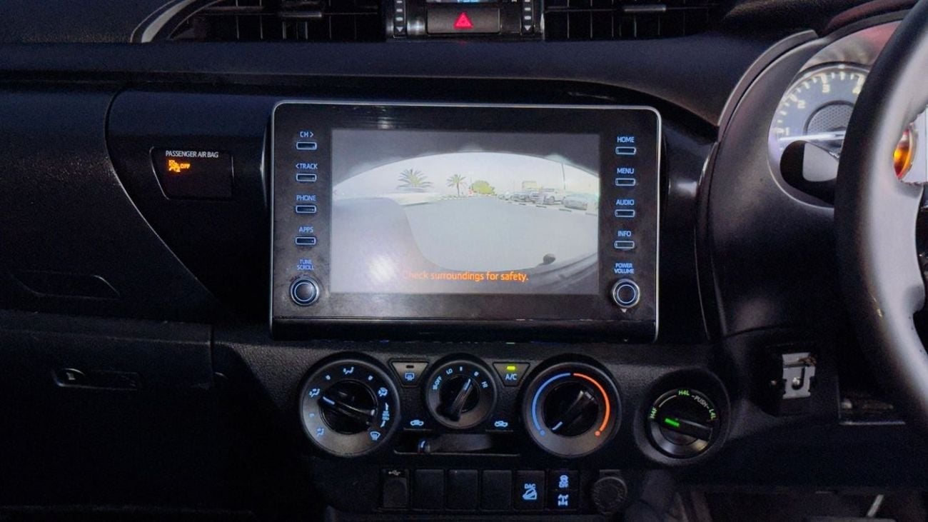 Toyota Hilux GR KIT INSTALLED | AFTER MARKET SIDE FENDERS | 2.8L DIESEL | RHD | REAR VIEW CAMERA