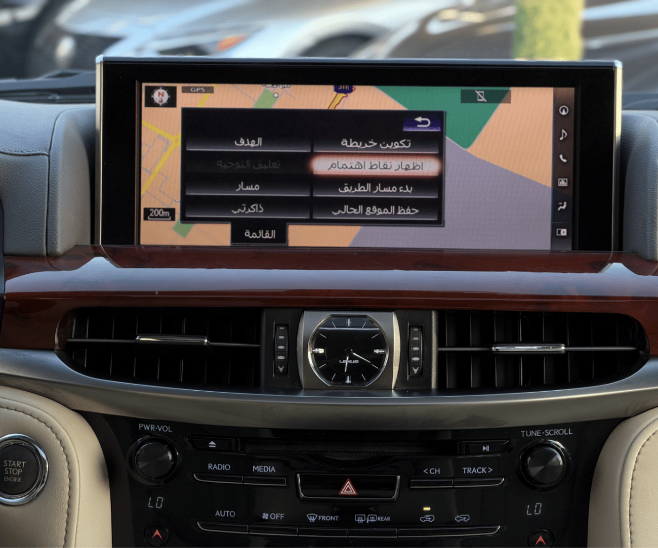 Lexus LX570 5.7