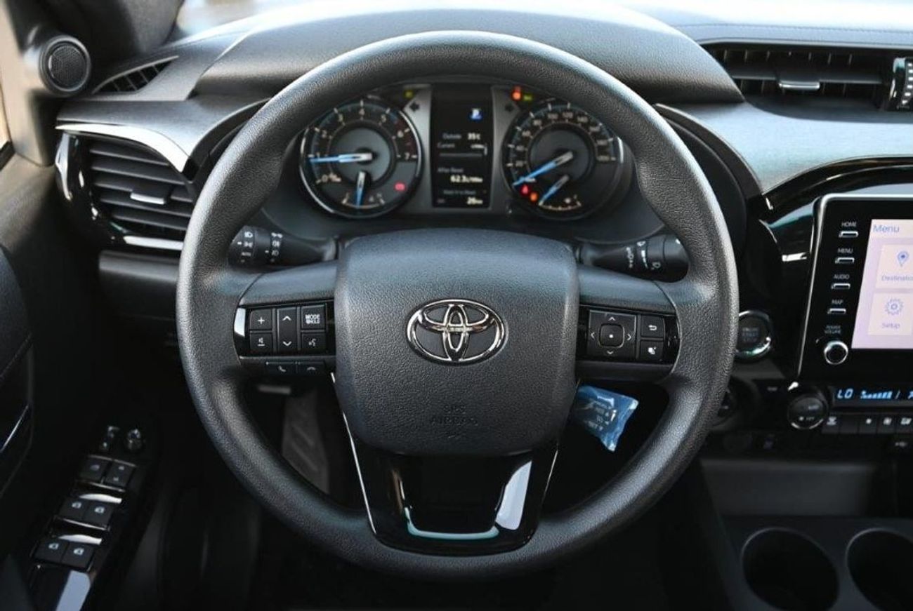 تويوتا هيلوكس Adventure V6 4.0L Automatic