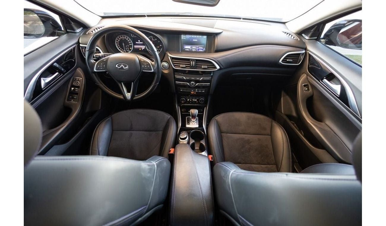 Infiniti Q30 Infiniti Q30 2019 GCC under Warranty with Flexible Down-Payment.