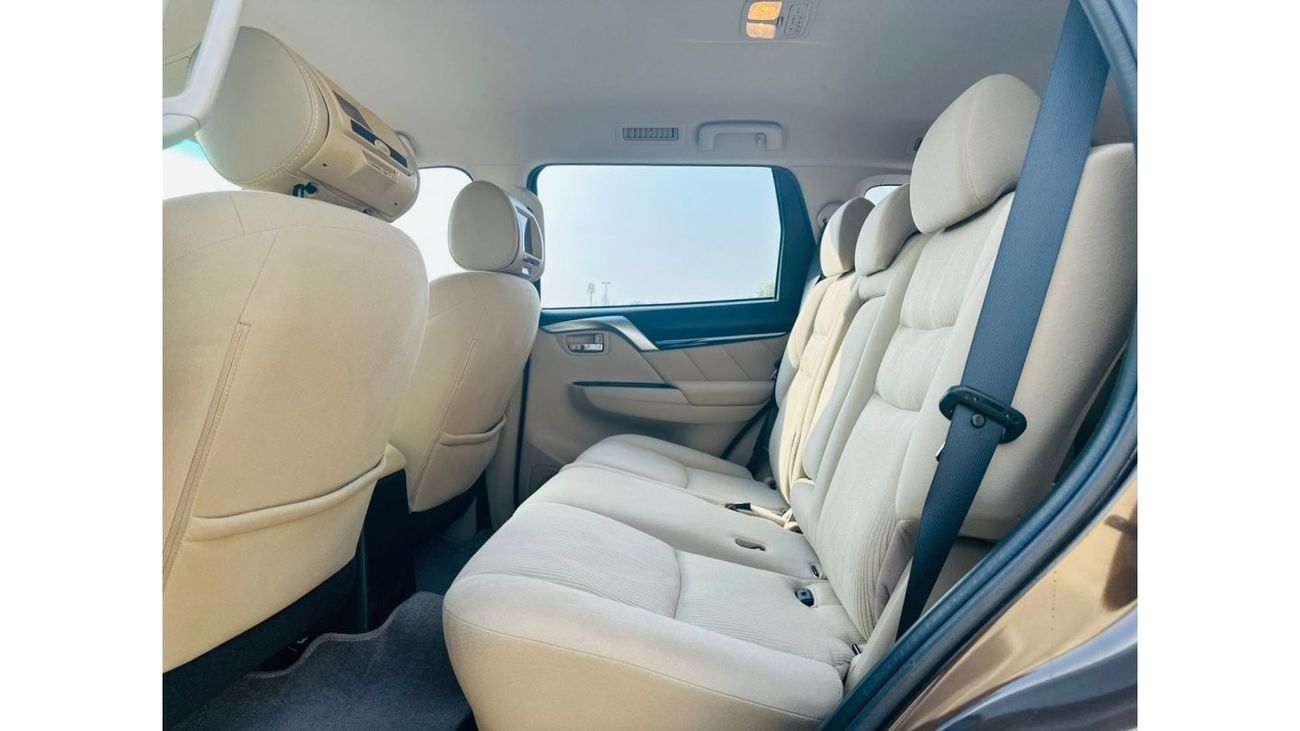 ميتسوبيشي مونتيرو GLS Mid FULL AGENCY MAINTAINED || 1110 PM || MONTERO SPORT GLS 3.0L V6 || LOW MILEAGE || GCC ||  0%