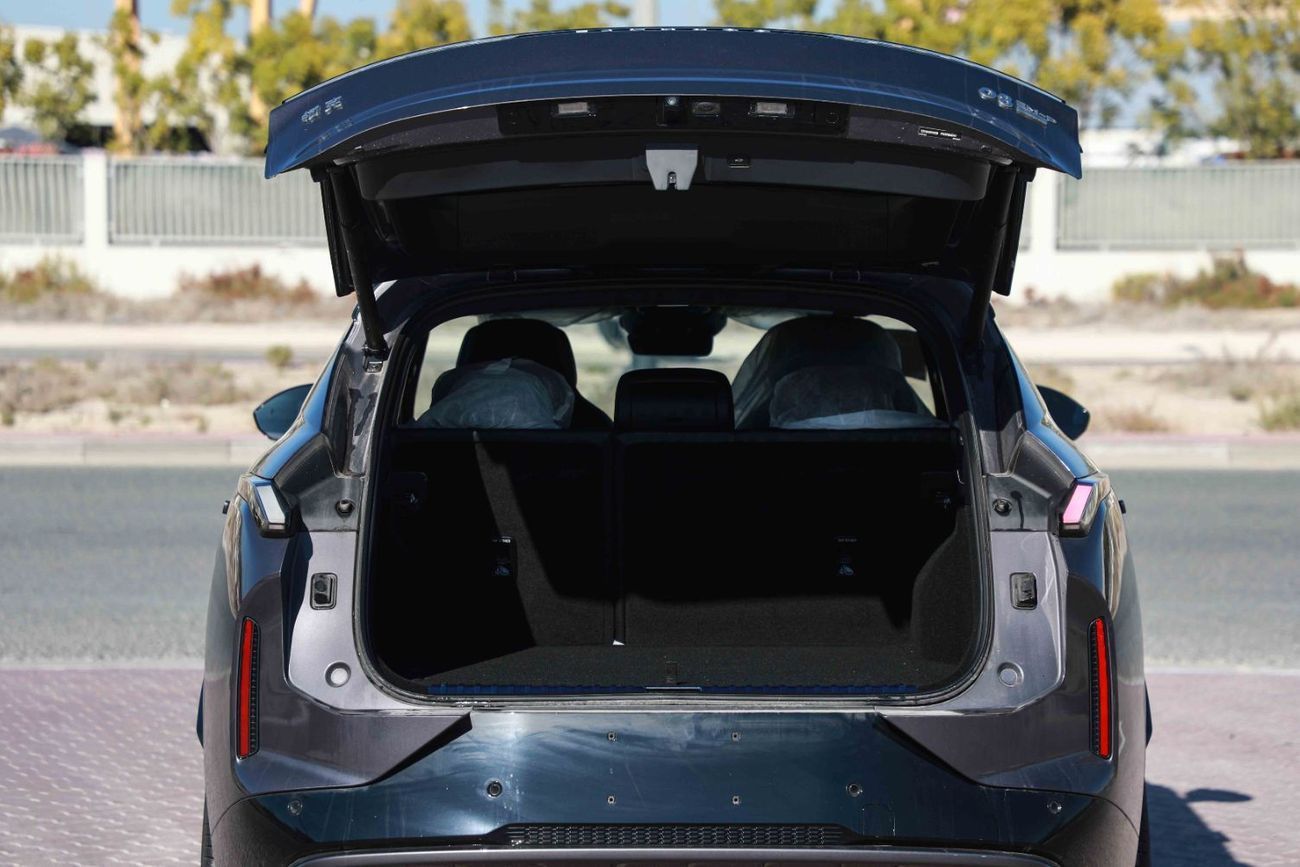 Lynk & Co 08 Em-P Time Limited 1.5L - Plug In Hybrid - Purple Inside Purple