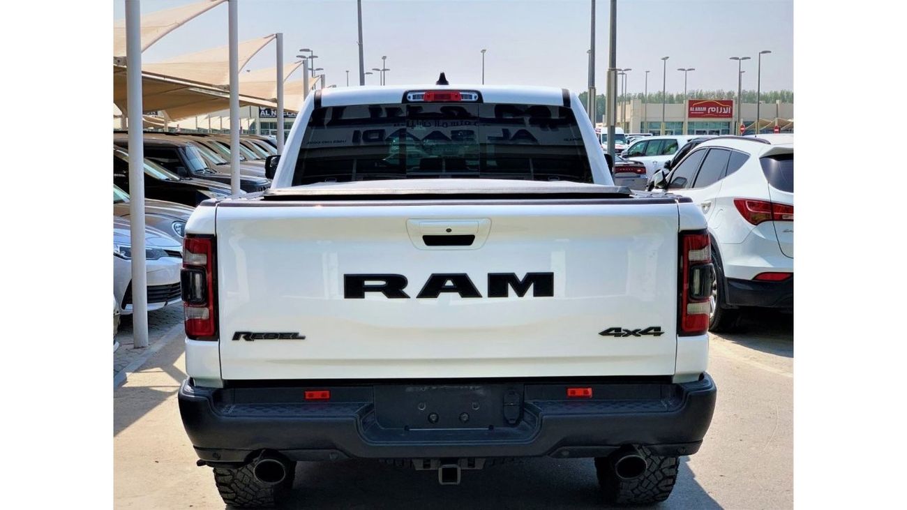 RAM 1500 Dodge RAM 1500 REBEL 5.7L Hemi V8