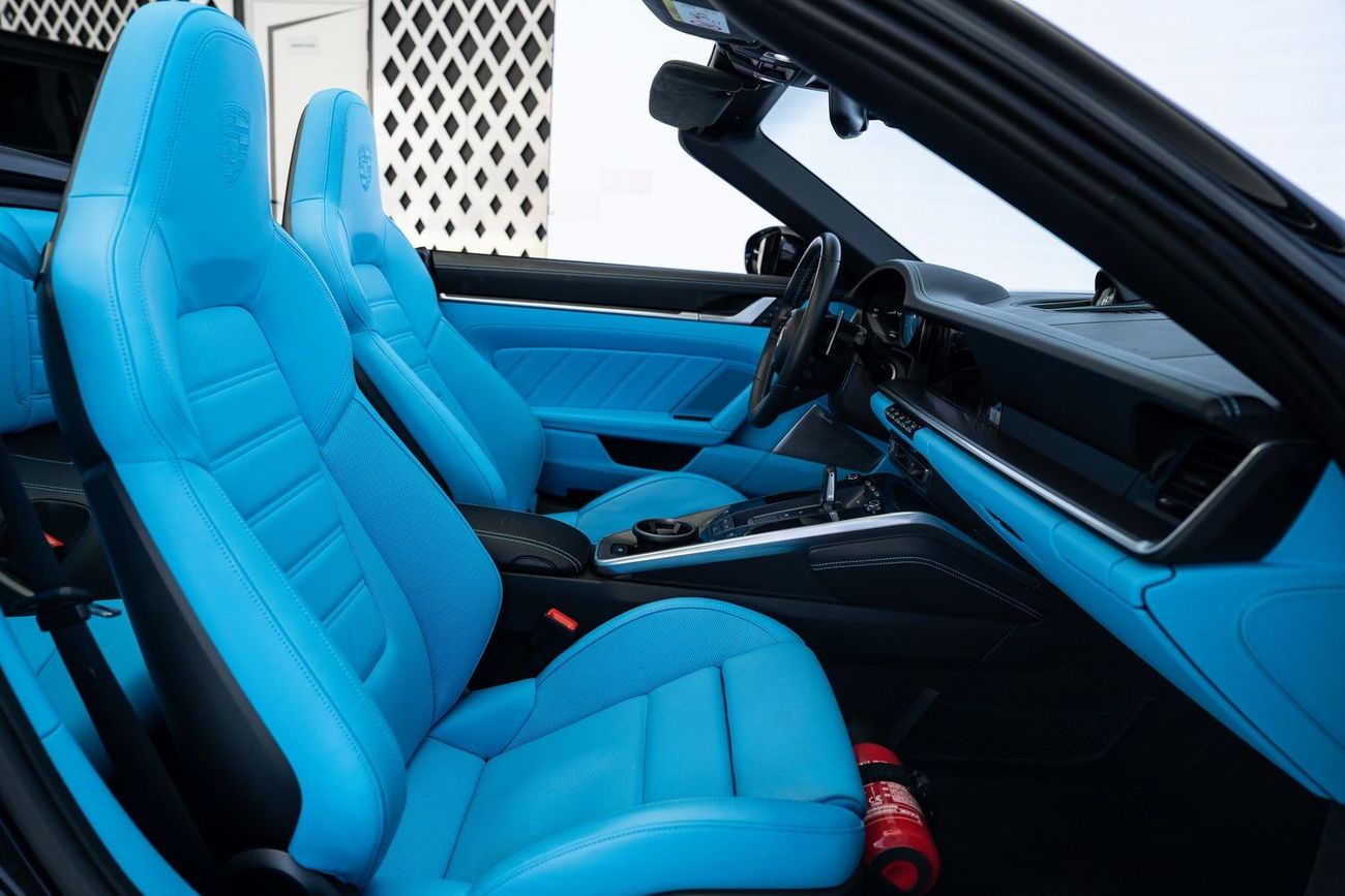 Porsche 911 Turbo S 3.8L (640 HP) Convertible