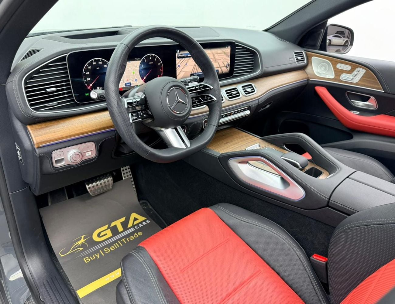 مرسيدس بنز GLE 450 AMG 2025 Mercedes Benz GLE 450 Coupe 4MATIC, 2030 Mercedes Warranty, Low Km, Excellent Condition, GCC