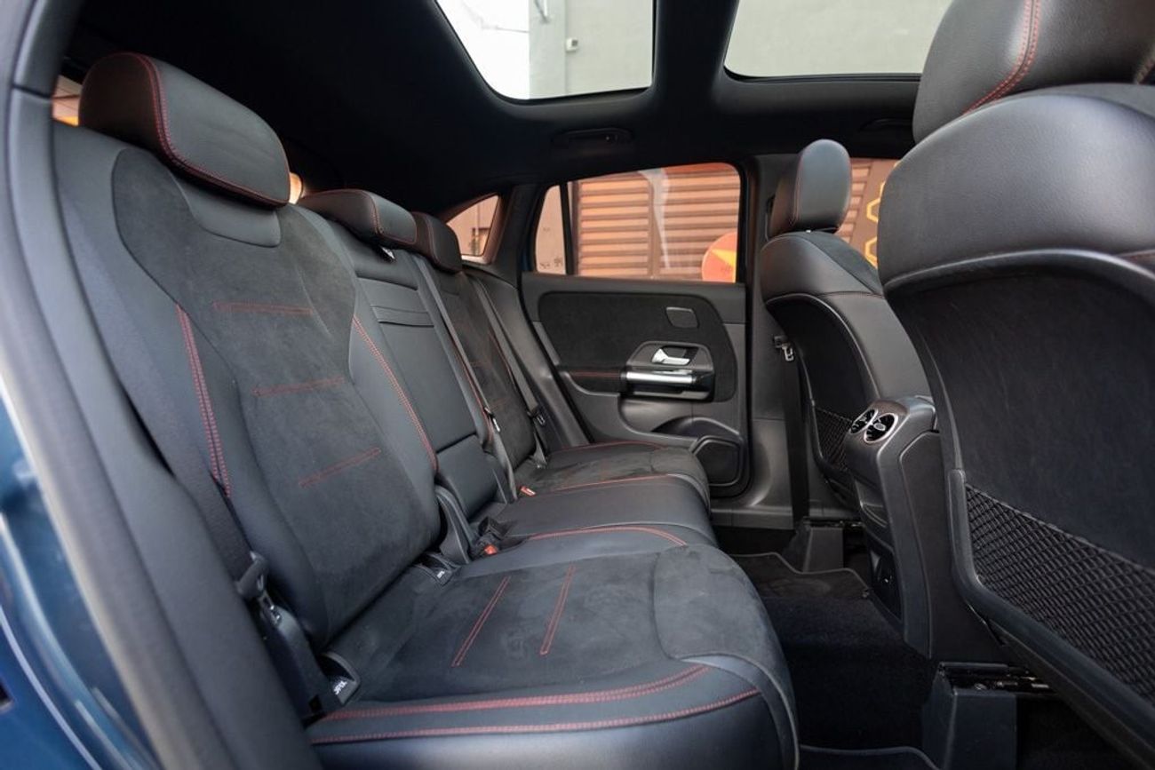 Mercedes-Benz GLA 200 Premium 1.4L Mercedes-Benz GLA200 AMG 2021 GCC under Agency Warranty with Flexible Down-Payment.