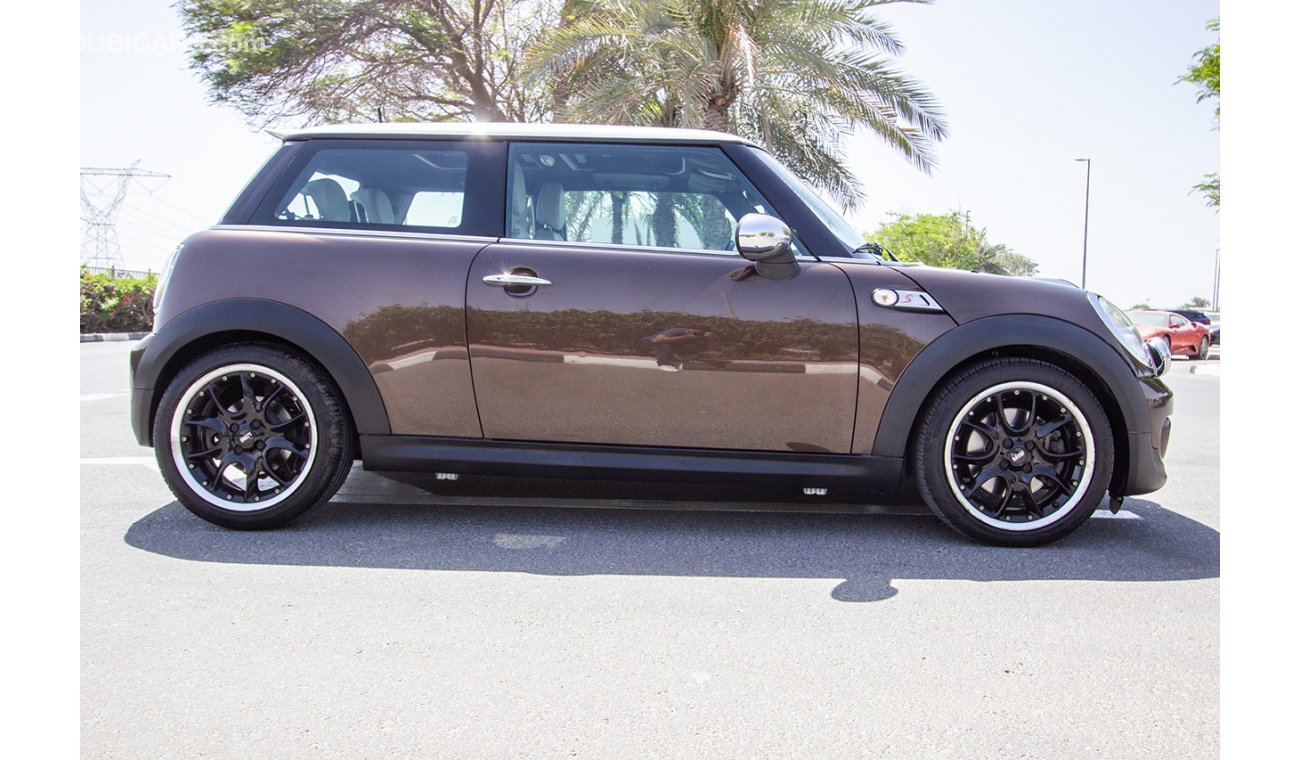Mini Cooper S 2012 - GCC - ZERO DOWN PAYMENT - 1015 AED/MONTHLY - 1 YEAR WARRANTY