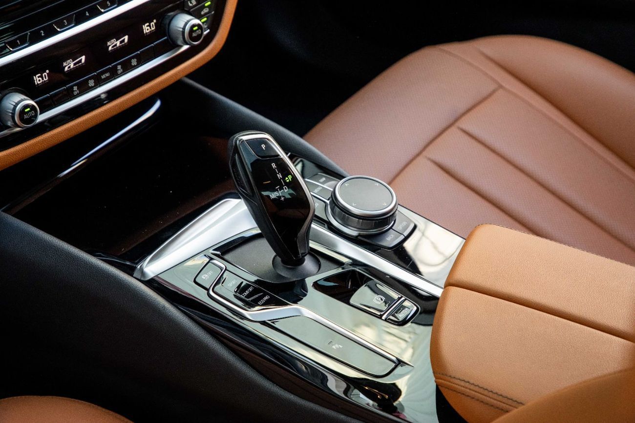 BMW 520i 520i | 2,390 P.M | 0% Downpayment | Immaculate Condition!