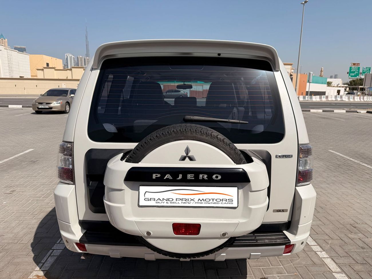 Mitsubishi Pajero GLS 3.8L