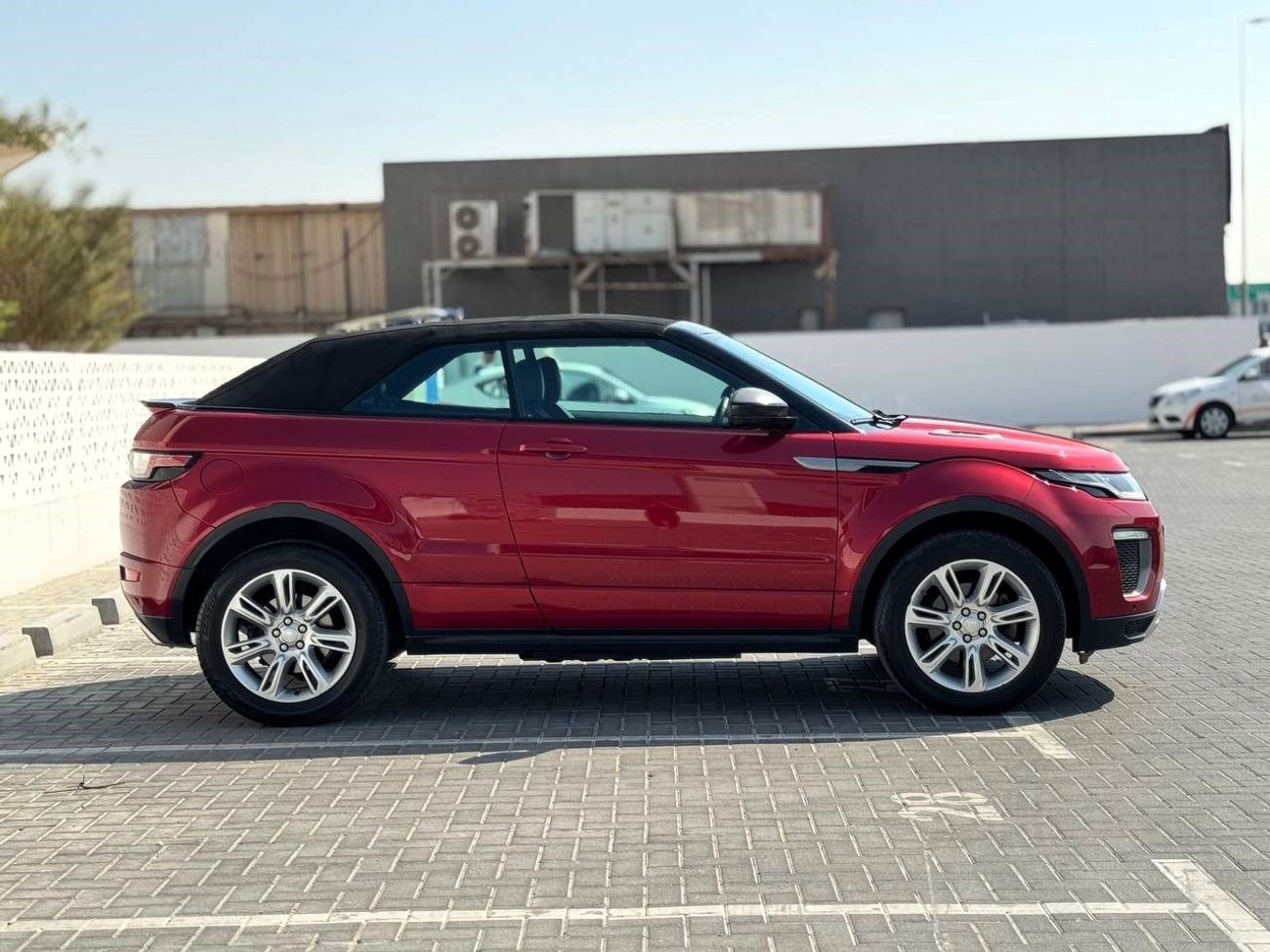 Land Rover Range Rover Evoque Dynamic 2.0L (3 Door)