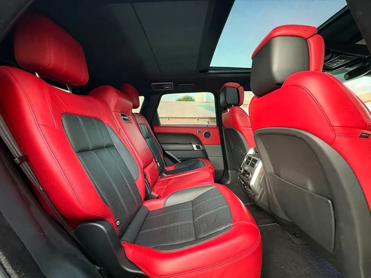 Land Rover Range Rover Sport !! EID SALE !! 1 YEAR FREE WARRANTY !!  AED 2,790 P.M | 0% DOWN PAYMENT | RANGE ROVER SPORT HSE V6 |