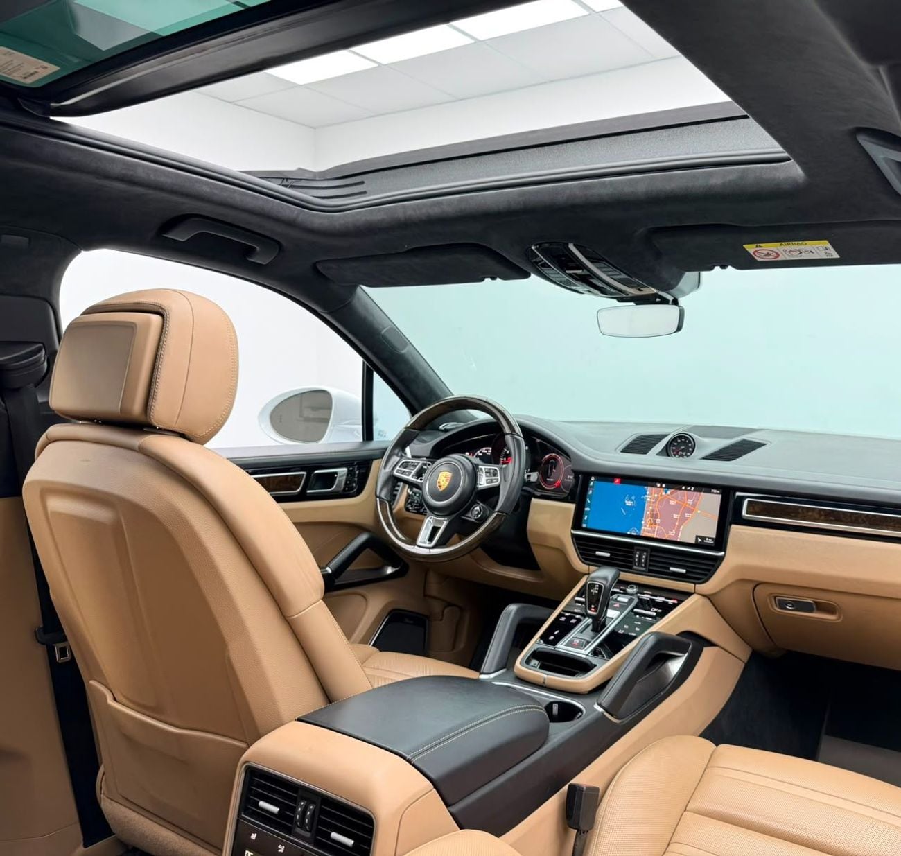 Porsche Cayenne Turbo 2018 Porsche Cayenne Turbo, Full Porsche Service History, Fully Loaded, Excellent Condition, GCC