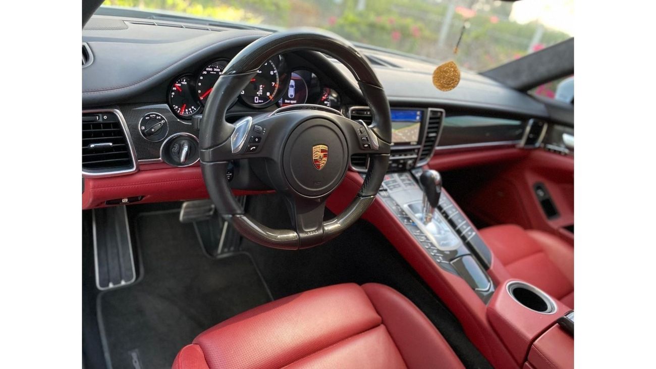 Porsche Panamera SUMMER OFFER - WARRANTY - FULL SERVICE HISTORY - AL NABOODAH