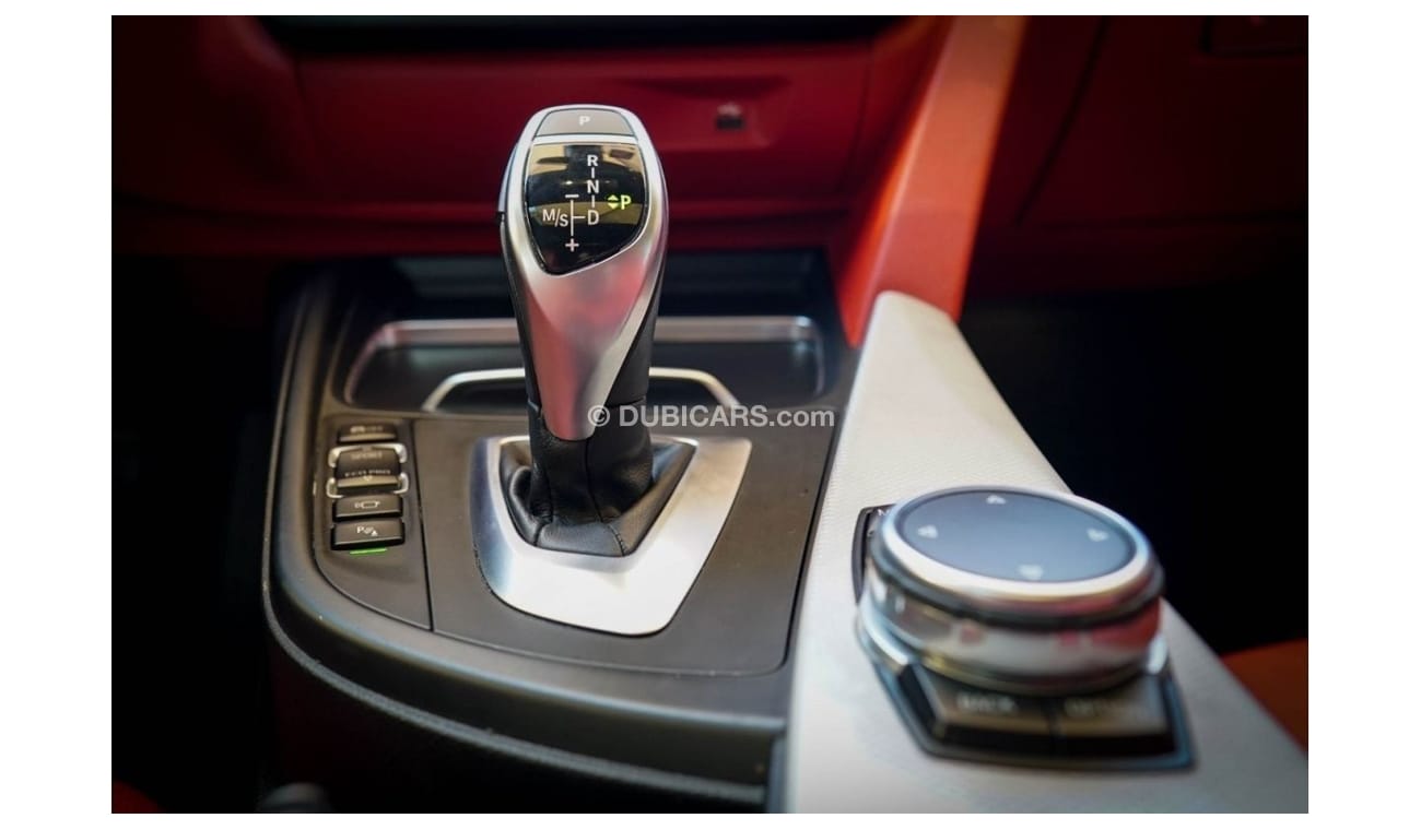 بي أم دبليو 440i M سبورت