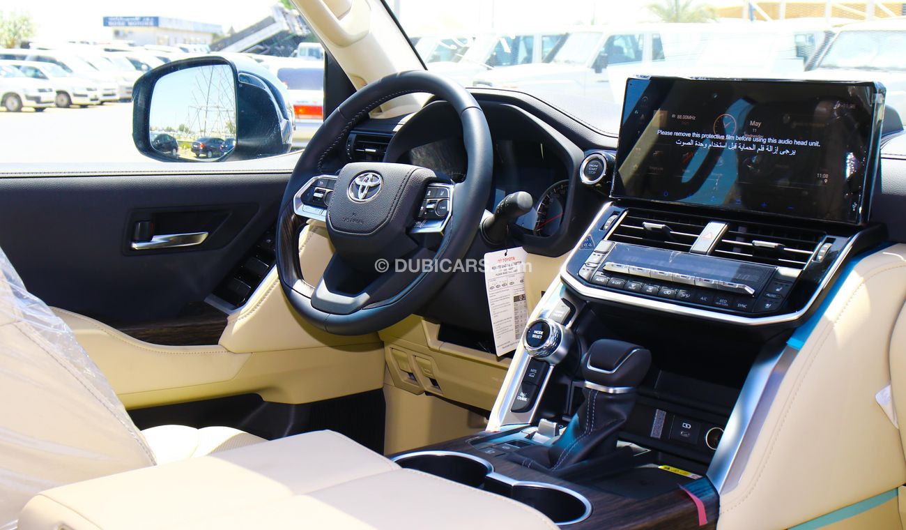 Toyota Land Cruiser VX 3.3L V6 | 2022 | Diesel | For Export Only
