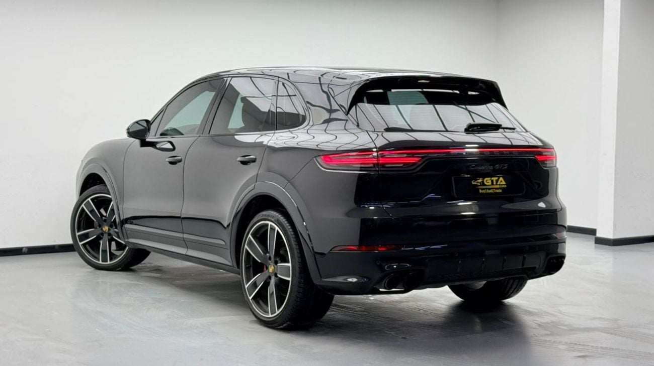 بورش كايان 2022 Porsche Cayenne GTS, Warranty, Full Porsche Service History, Fully Loaded, GCC