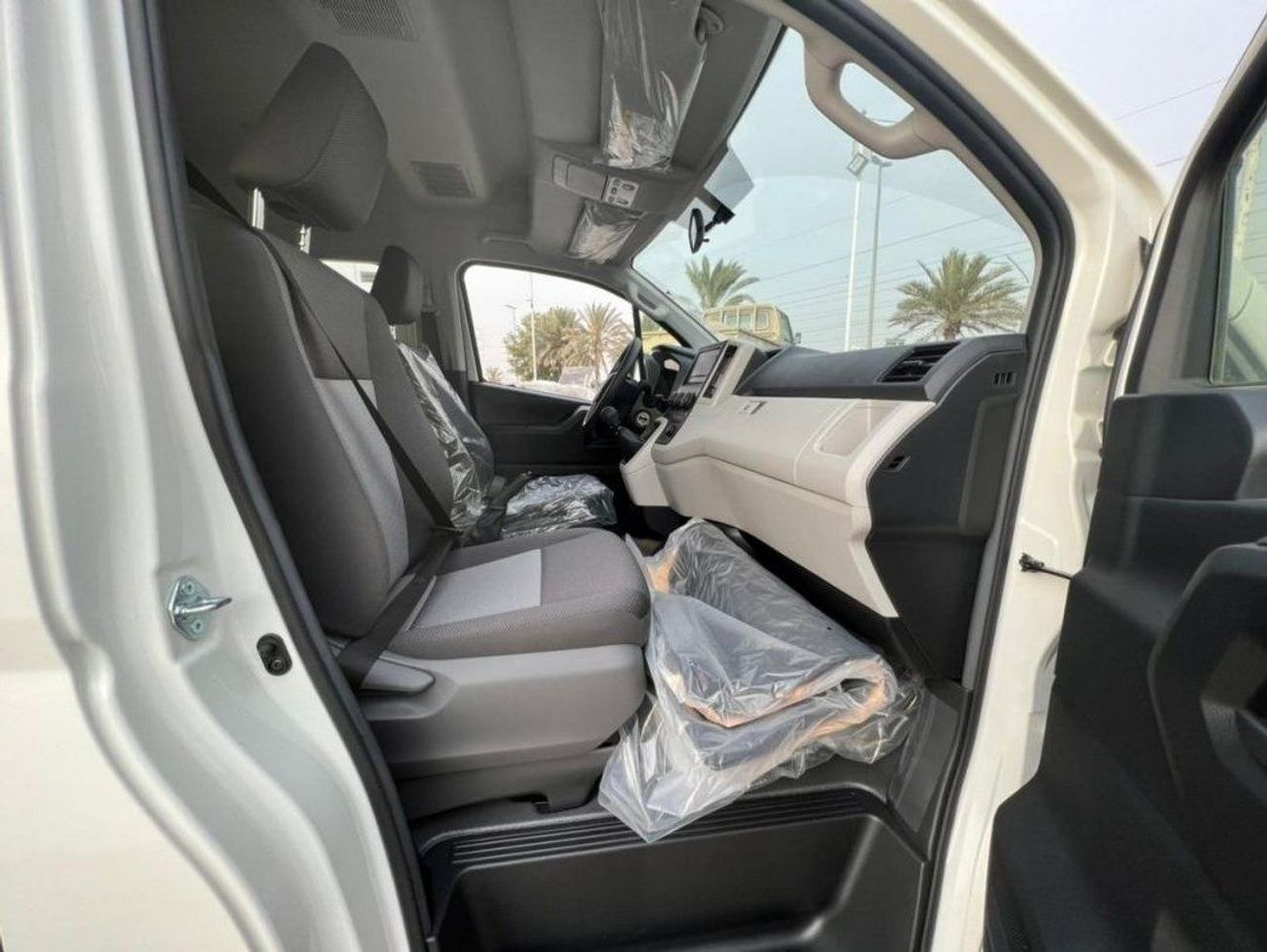 تويوتا هاياس High Roof New shape Black pumber 2.8L M/T DIESEL 2026 MODEL