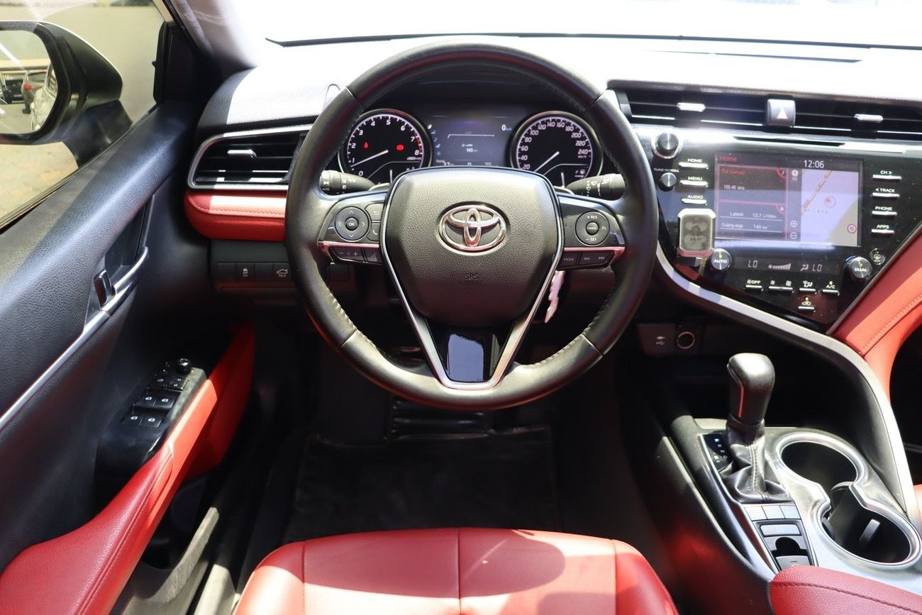 Toyota Camry 40TH Anniversary 3.5L Toyota Camry Grande Sport / 2019 / GCC / Free Accident / First Owner