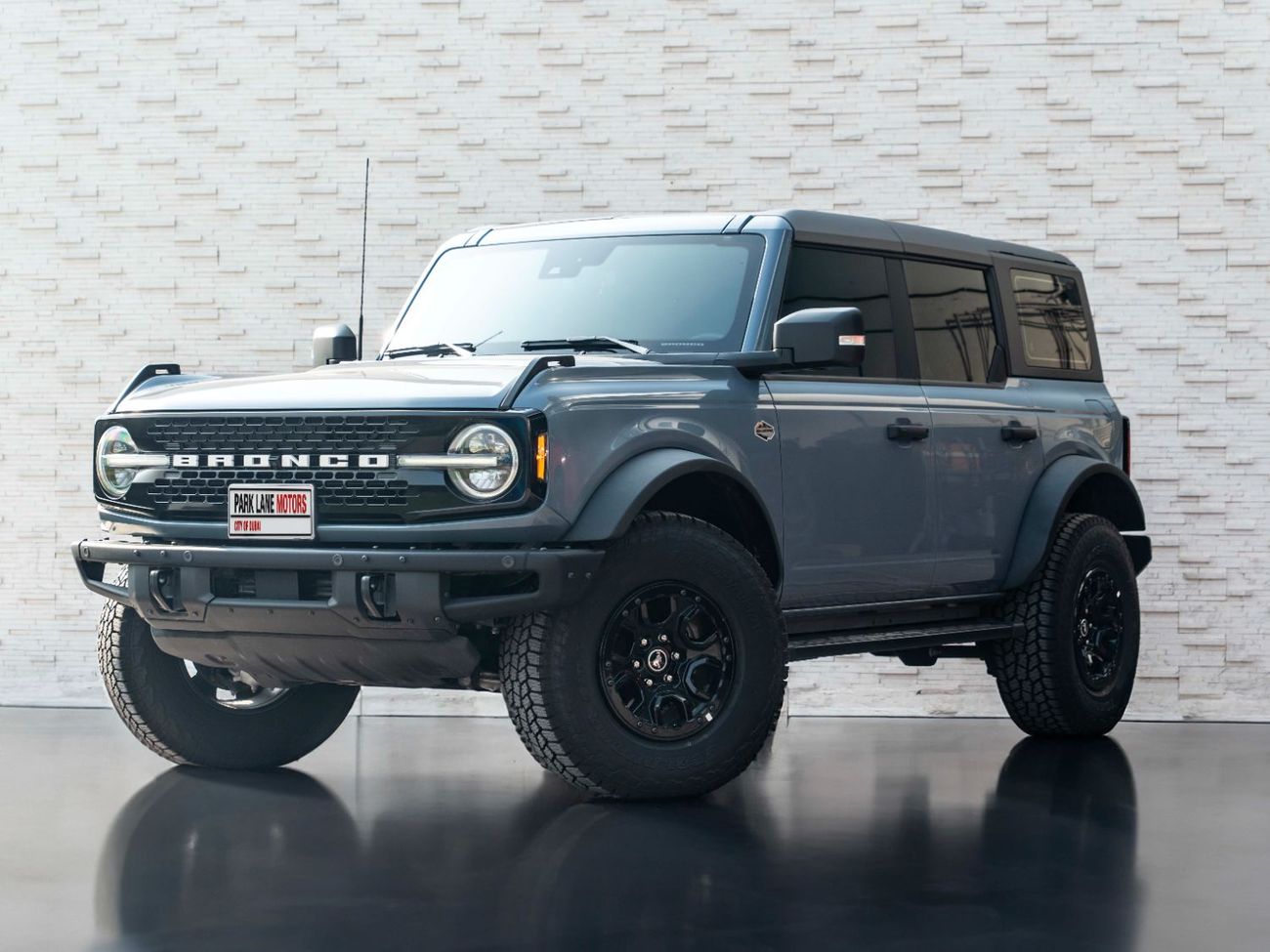 فورد برونكو Wildtrak 2.7L (5 Seater)