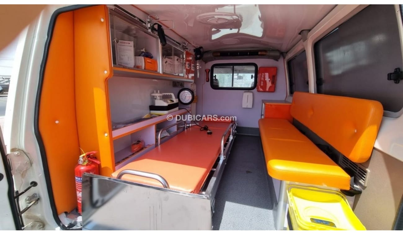 Toyota Land Cruiser 70 TOYOTA LC HTOP AMBULANCE 4.0 PETROL V6