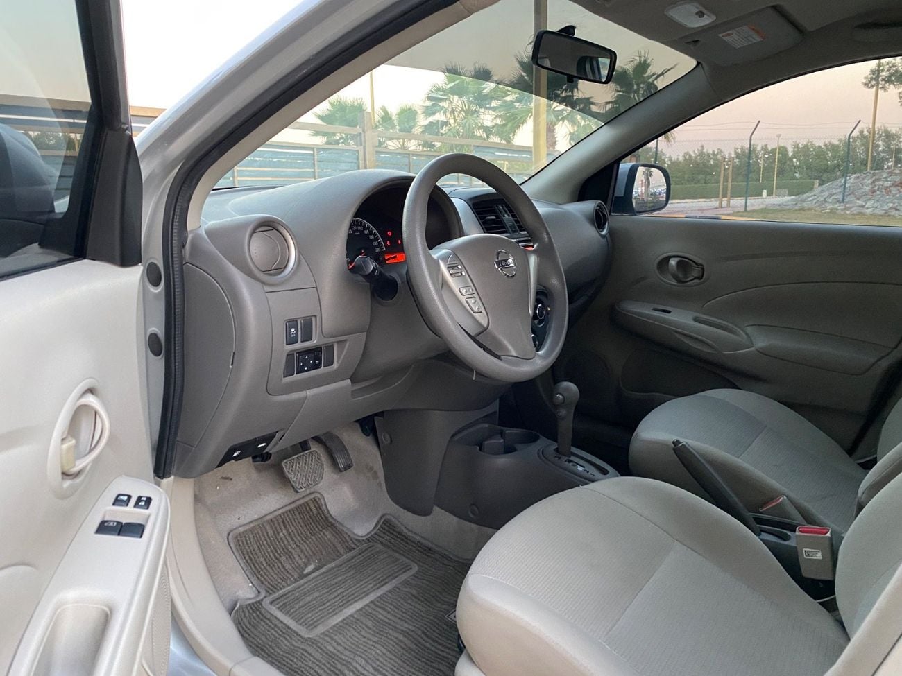 Nissan Sunny SL
