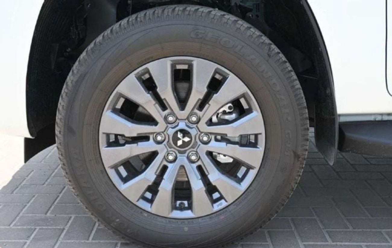Mitsubishi L200 SPORTERO (NON GCC) ATHLETE