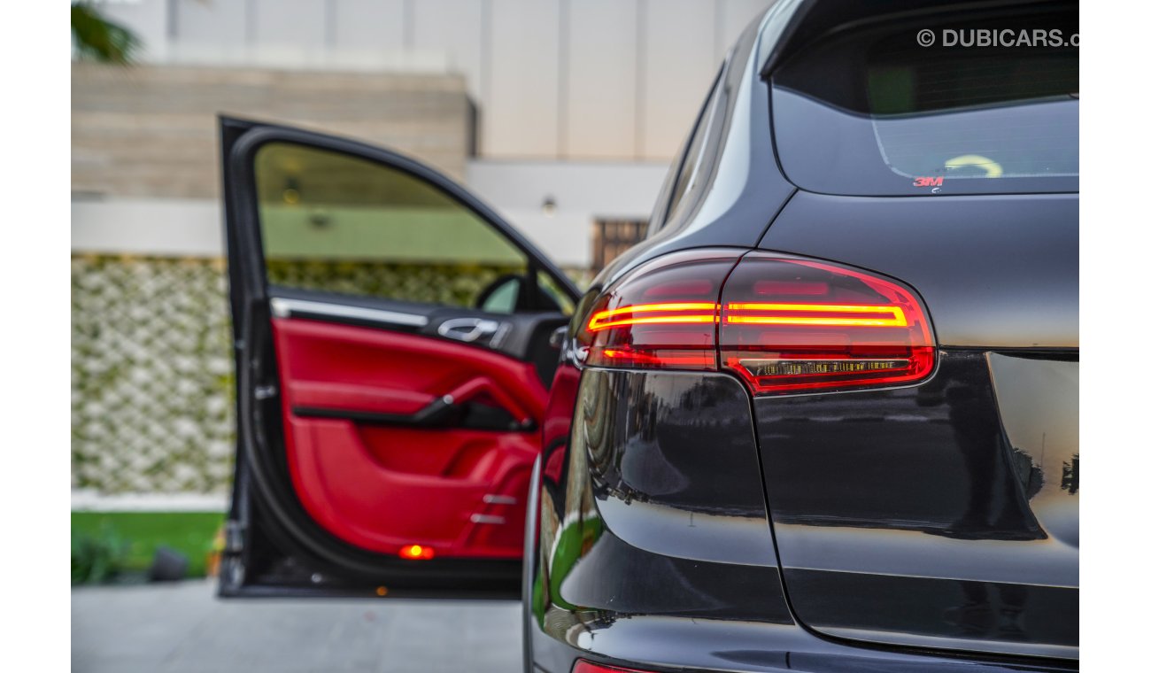 Porsche Cayenne | 2,722 P.M | 0% Downpayment | Full Option | Immaculate Condition!