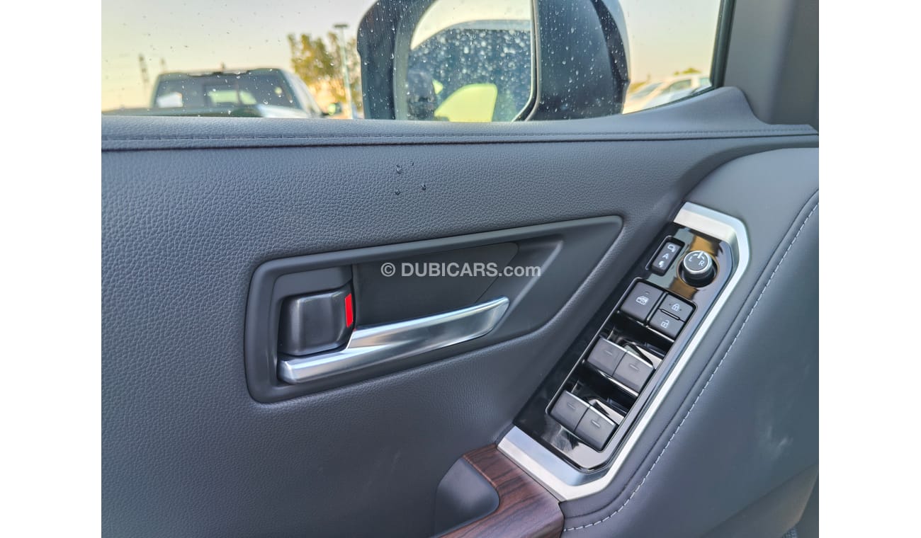 Toyota Land Cruiser 300 GX-R V6 3.3L  AT With Radar