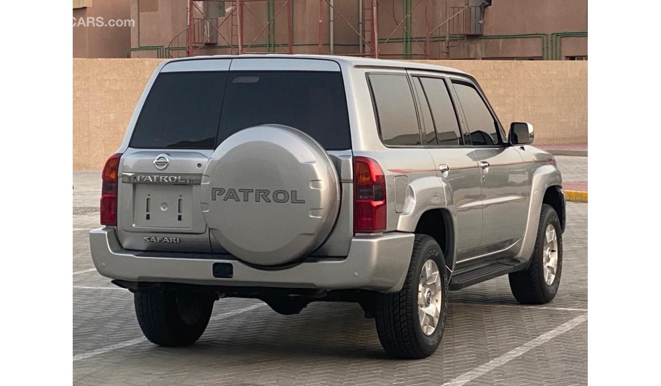 Nissan Patrol Safari