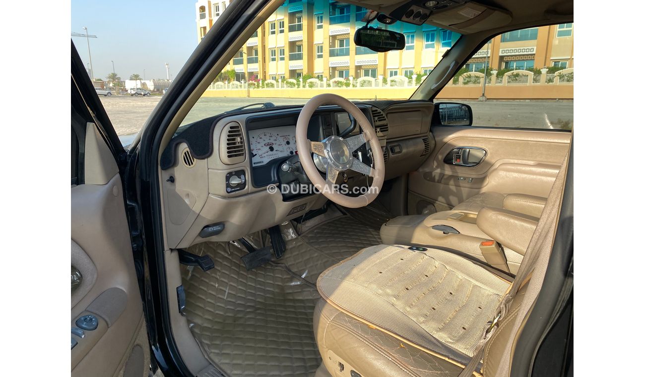 Chevrolet Suburban 1500 LT 4x4