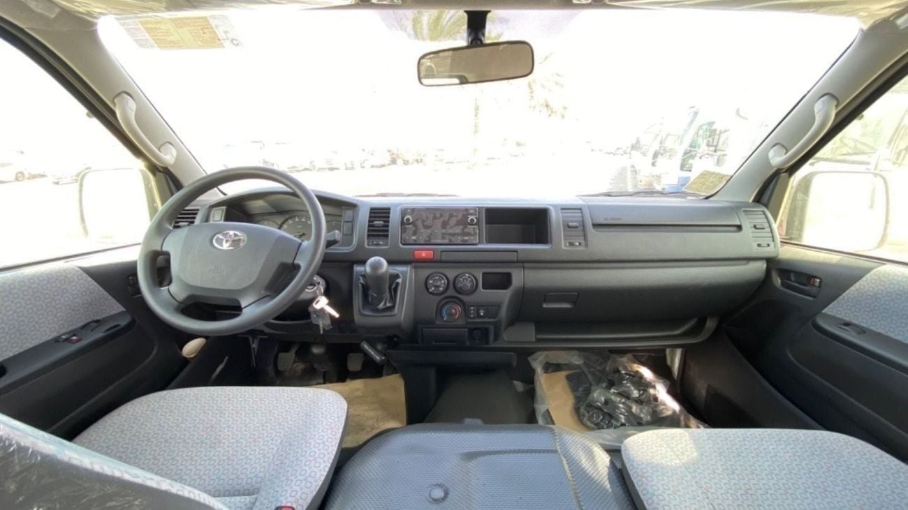 تويوتا هاياس 2.5 L HIGH ROOF 2.5 / Model 2026 / Brand new