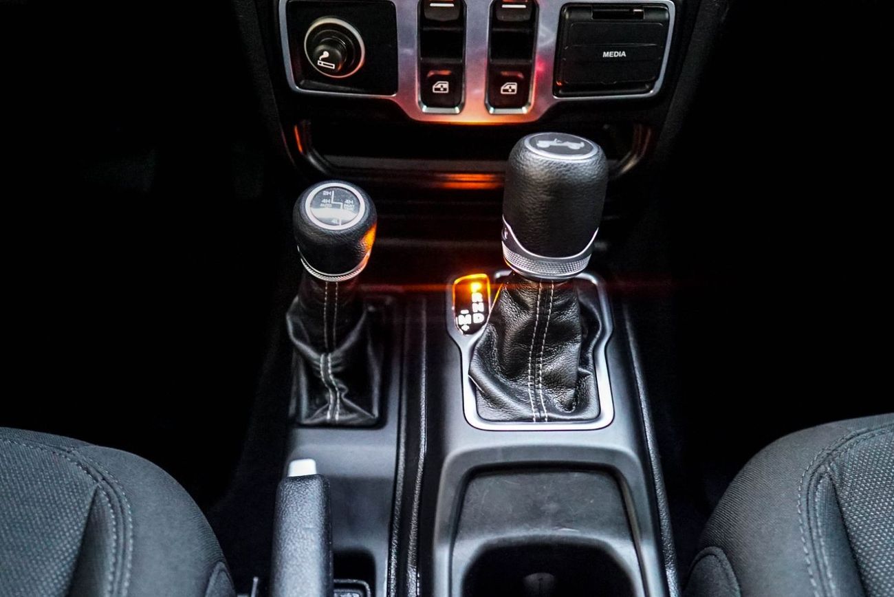 Jeep Wrangler Sahara