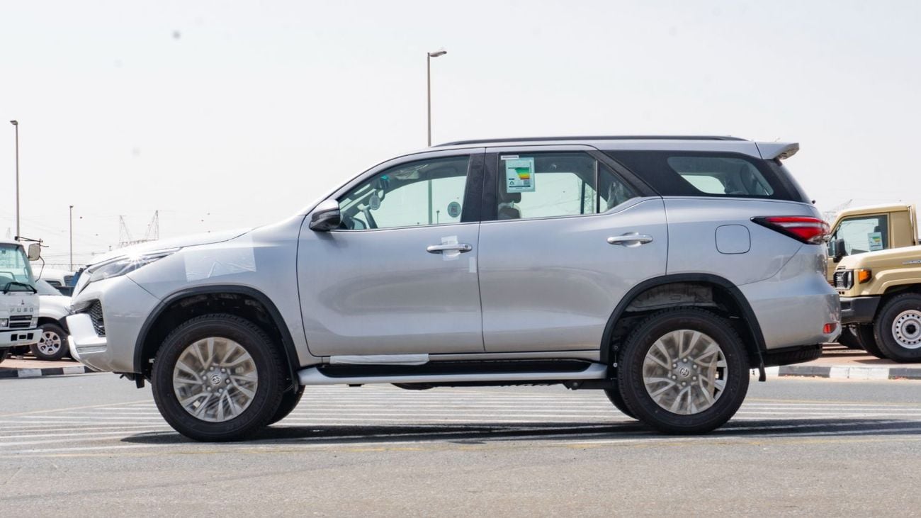 Toyota Fortuner 2026 Toyota Fortuner 4.0L AT Petrol (Full Option) Silver
