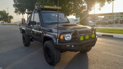 تويوتا لاند كروزر بيك آب RHD SINGAL CAP V8 MANUAL