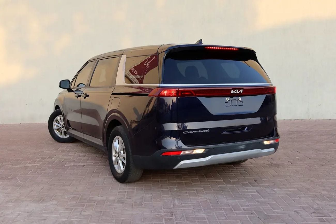 Kia Carnival EX - American Specs - Low Mileage MPV