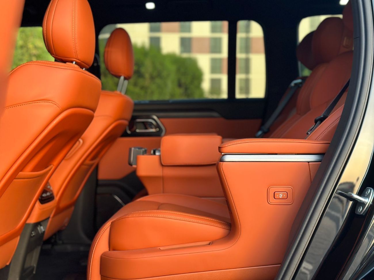 ROX 01 VIP | 6 Seats | Brand New | AED 3,400 monthly